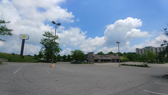 Bloomington Indiana Restaurant Space: 116 S Franklin Rd, Bloomington, IN 47404